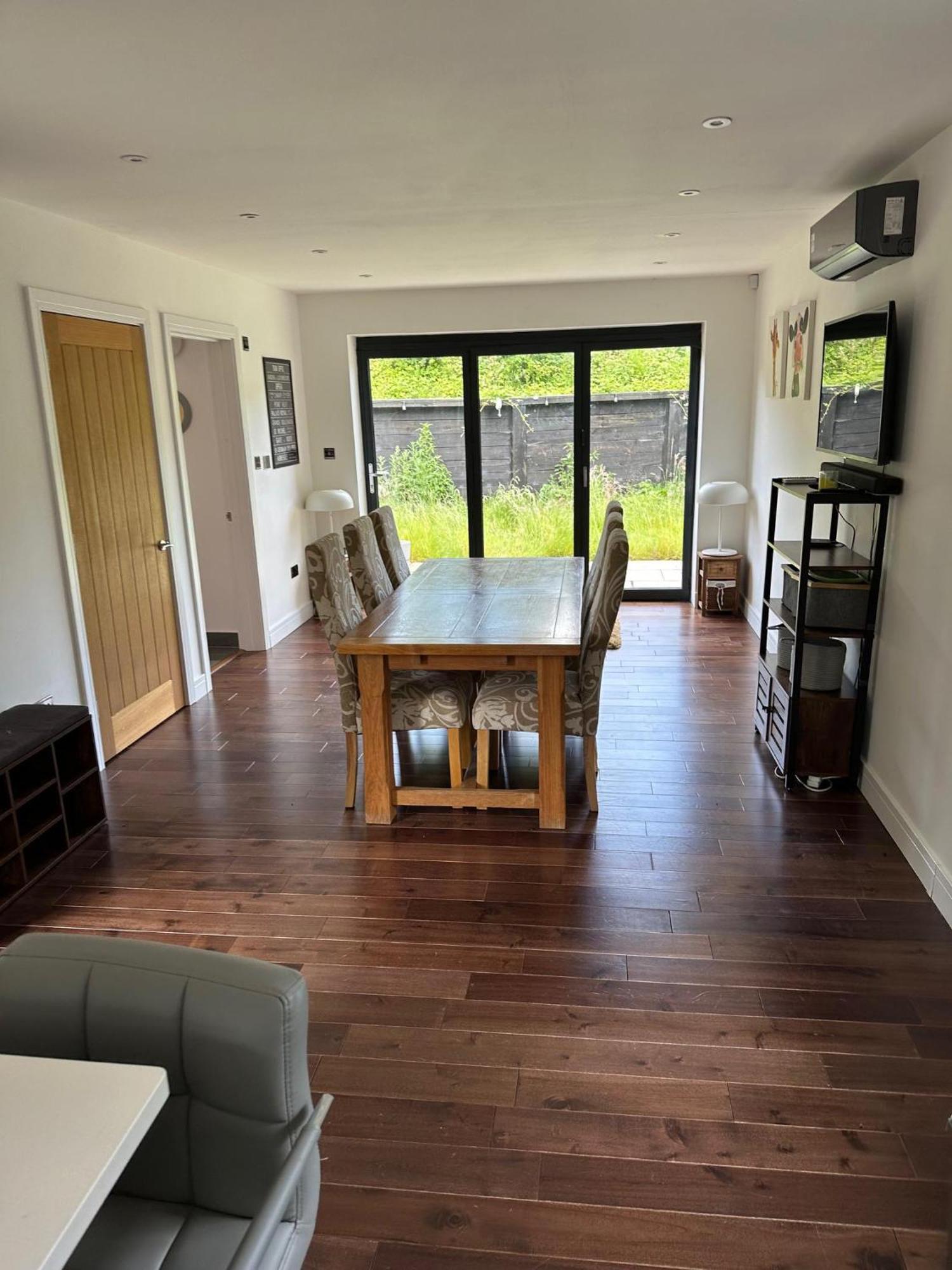 Casa vacanze Tranquil Retreat 4 Bedroom House Aircon *
